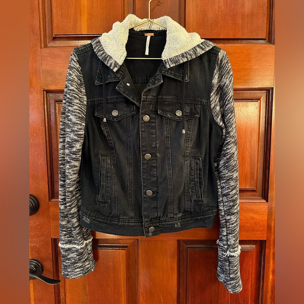 Free People black denim jacket Size S Knit hood & arms Pumice Black
